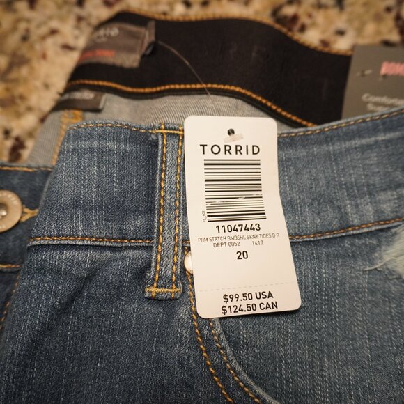 NWT- TORRID-Bombshell Skinny Denim- Premium Stretch- Size 20R - Picture 3 of 4